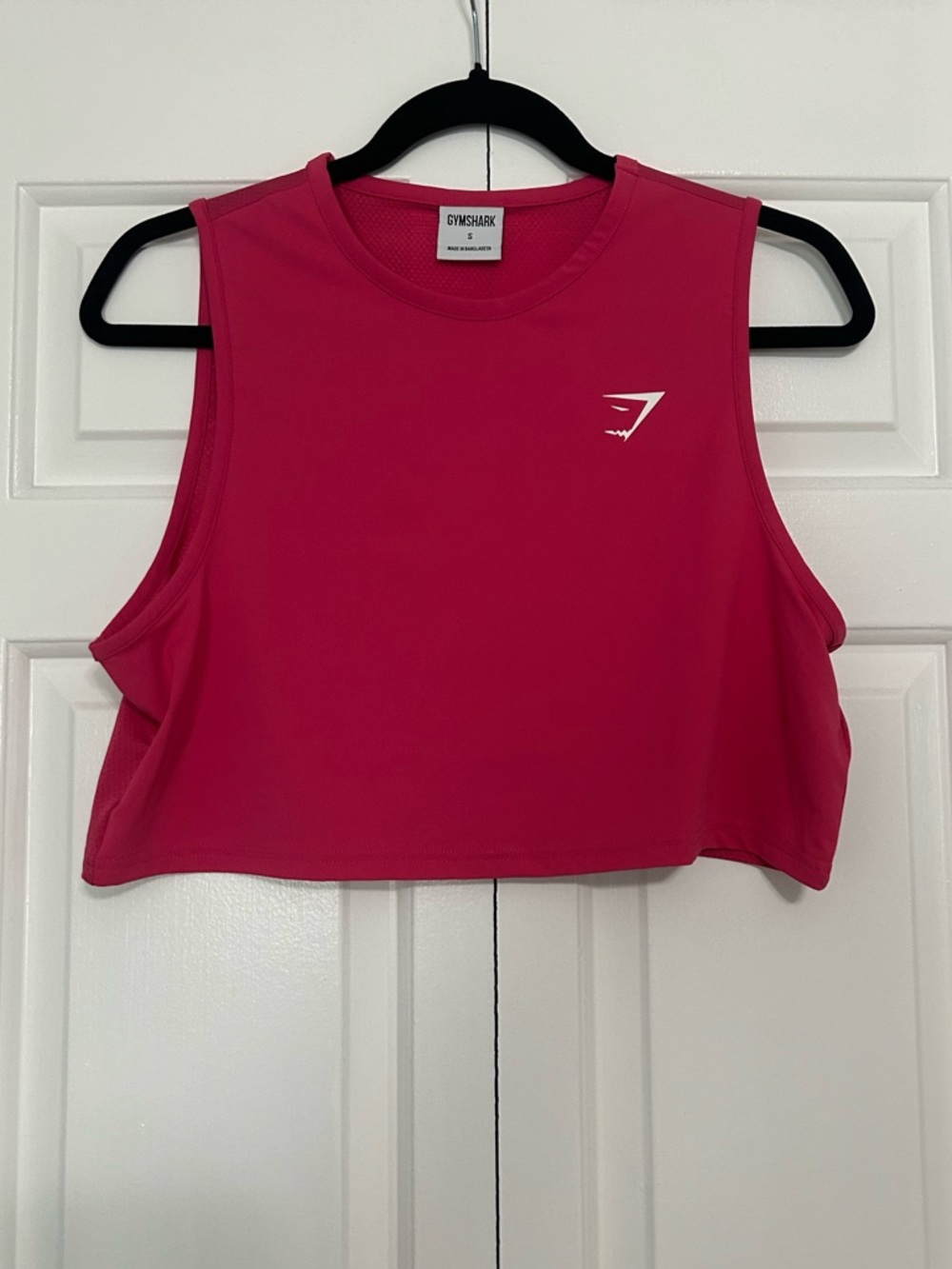 Gymshark Pink Cropped Performance Tank